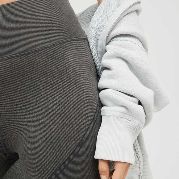 New Aerie OFFLINE Seamless High Waisted 7/8 Leggings SHIPS SAME DAY - Picture 15 of 15